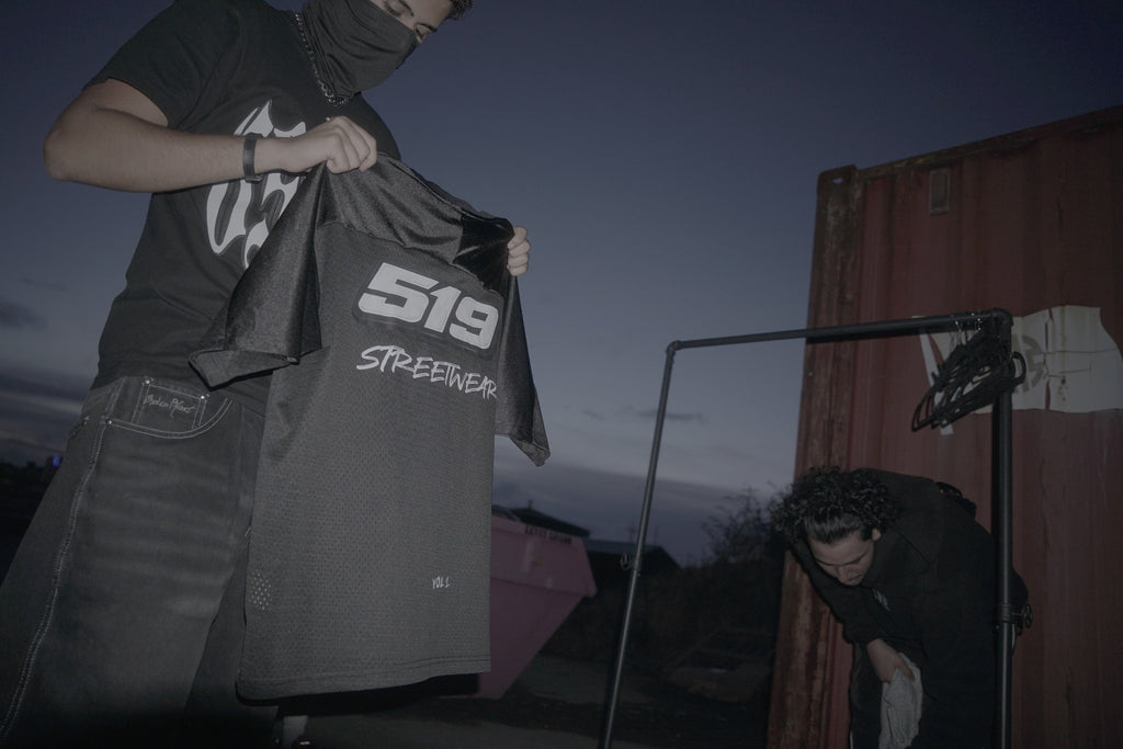 519 Oversized Mesh V-Neck Soccer Jersey