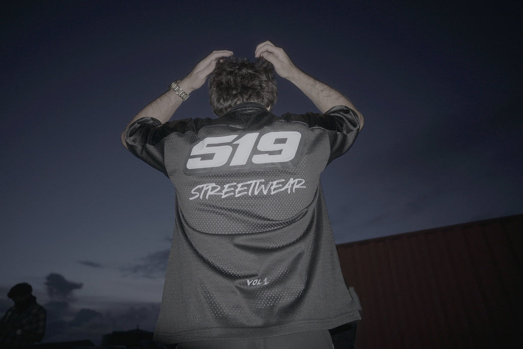 519 Oversized Mesh V-Neck Soccer Jersey